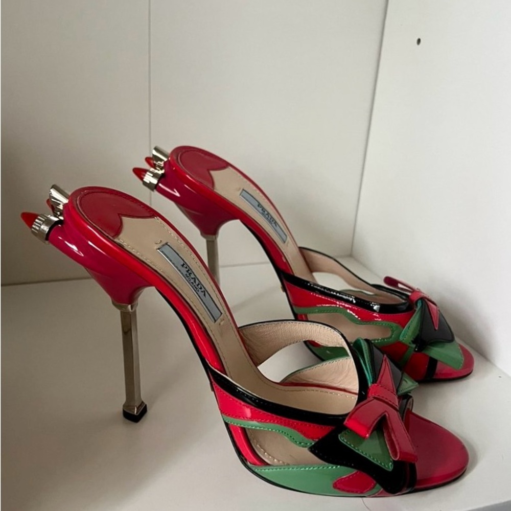 SS2012 rare prada sandals